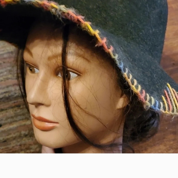 Vintage Autumn Toned wool whipstiched hat - Picture 7 of 11